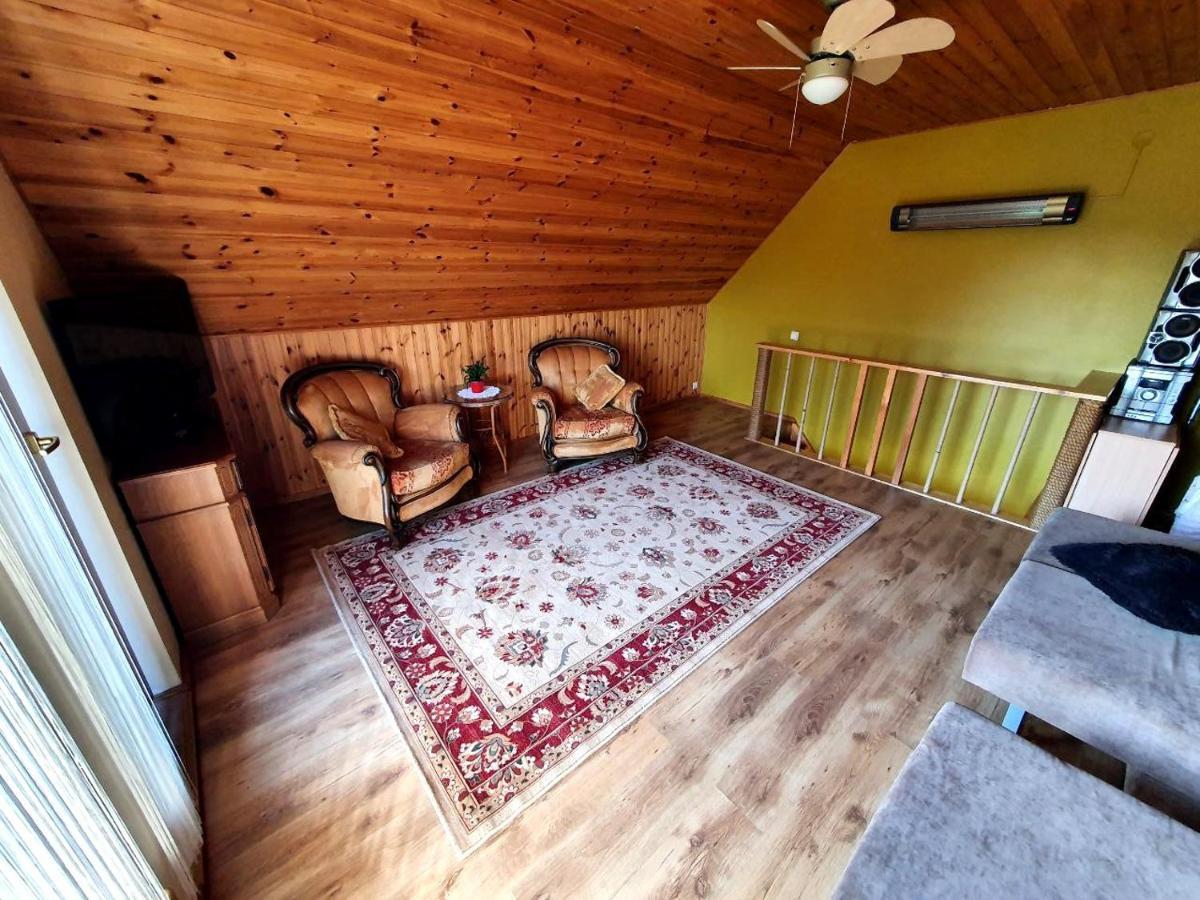 Brivdienu Maja Amrai Ventspils Exterior foto